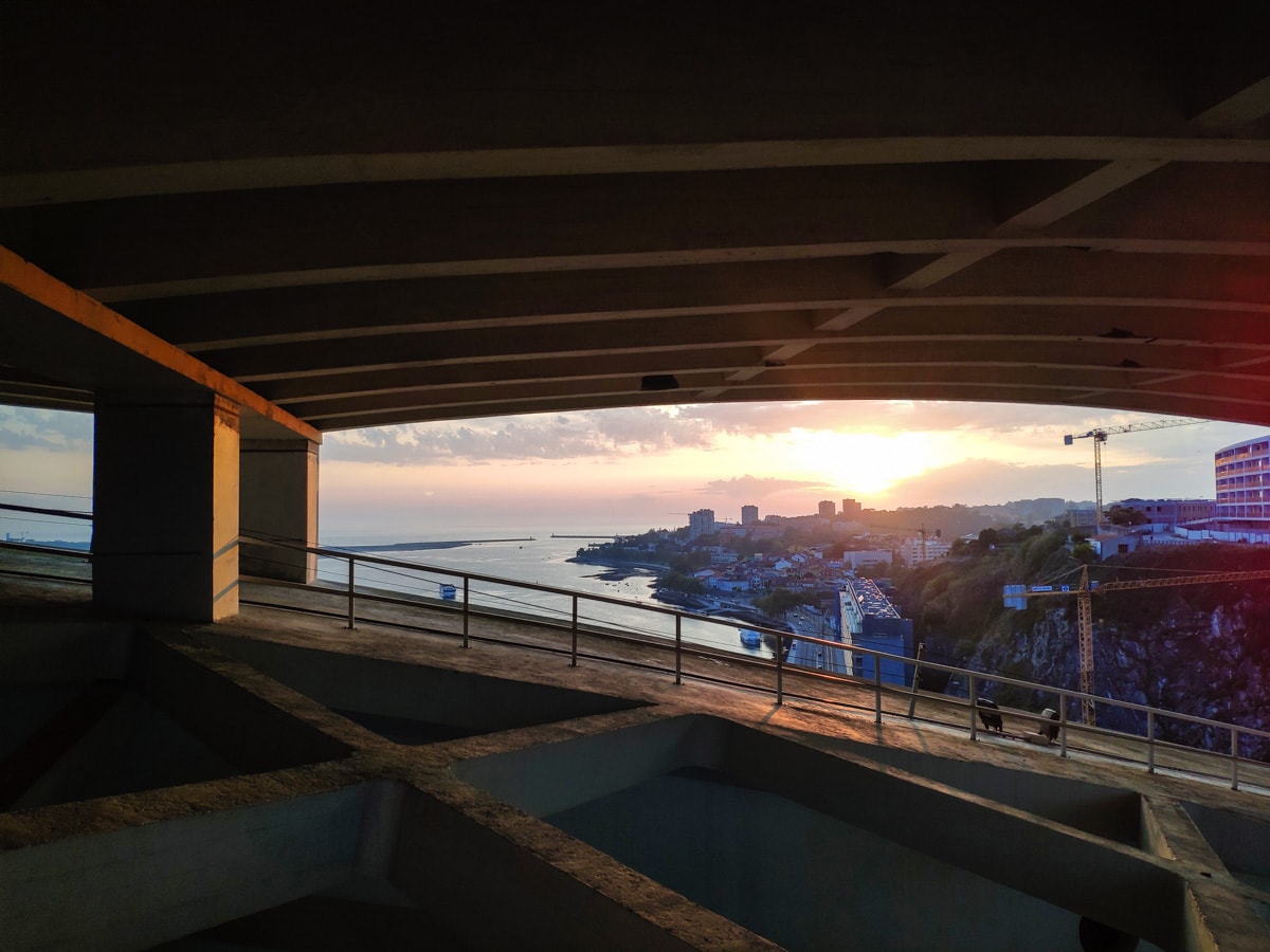 Vista para a Foz do Douro da Ponte da Arrábida Porto Bridge Climb