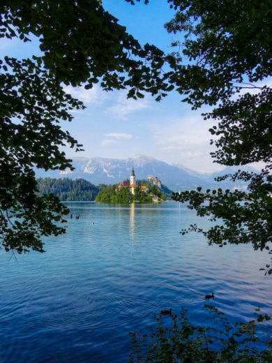 Lago Bled e Igreja da Assunção de Santa Maria